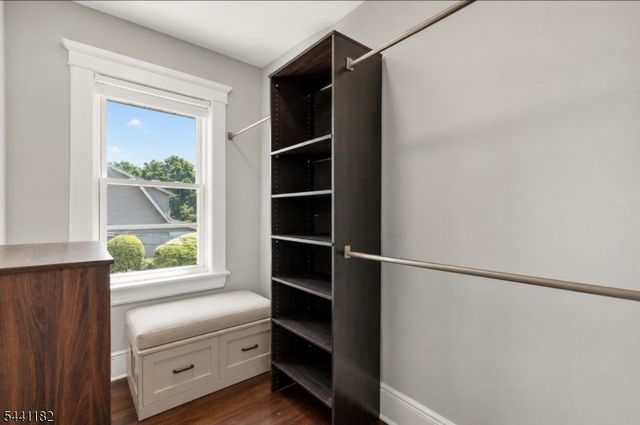 156 Valley Rd, Clifton City, NJ 07013