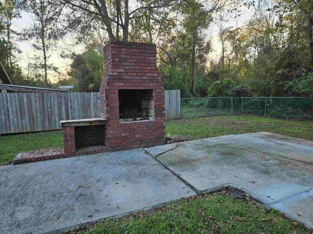 14655 Lucien St, Denham Springs, LA 70726