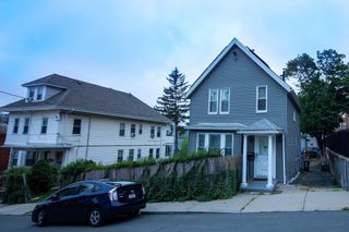 7 Ingleside Ave, Chelsea, MA 02150