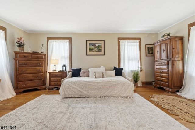 112 Grove Ave, Verona Twp., NJ 07044