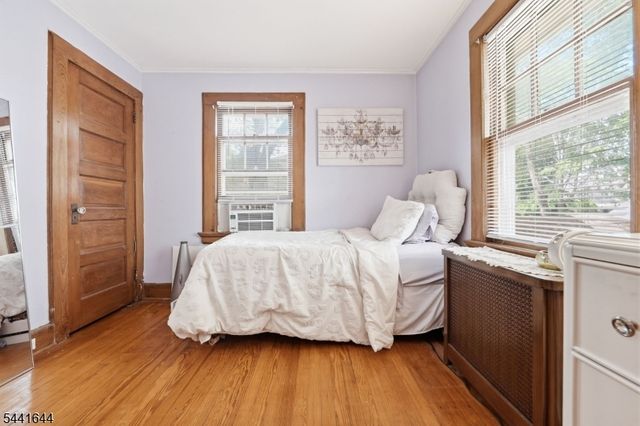 112 Grove Ave, Verona Twp., NJ 07044