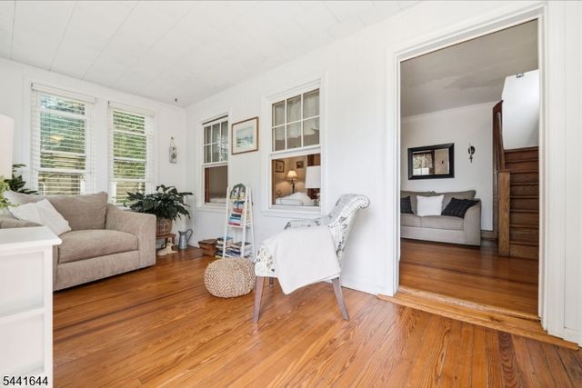 112 Grove Ave, Verona Twp., NJ 07044