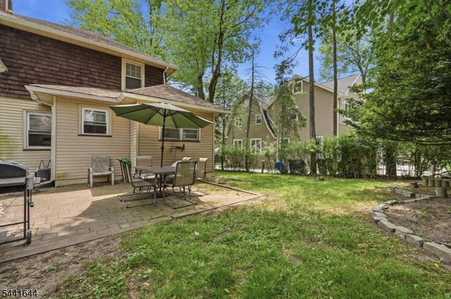 112 Grove Ave, Verona Twp., NJ 07044