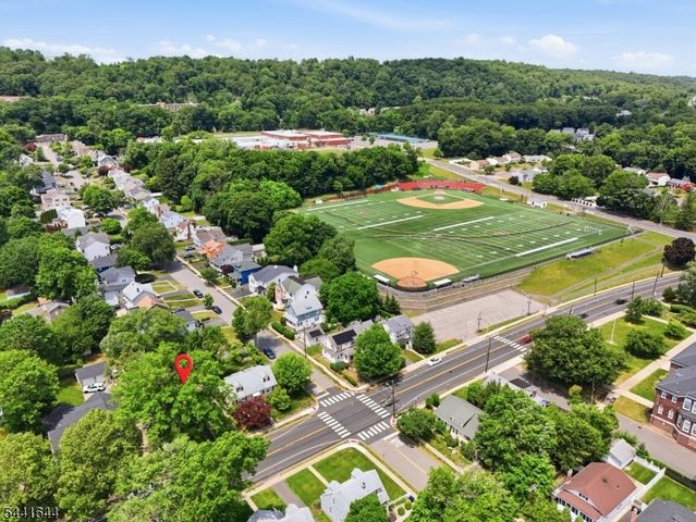 112 Grove Ave, Verona Twp., NJ 07044