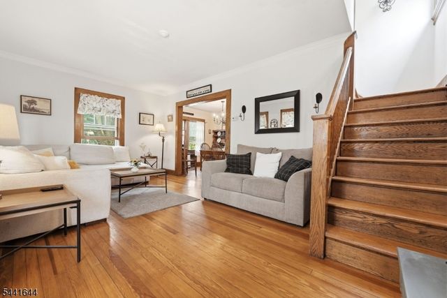 112 Grove Ave, Verona Twp., NJ 07044