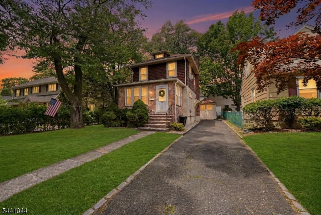 112 Grove Ave, Verona Twp., NJ 07044