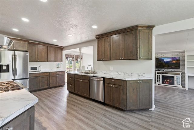 2184 SORRENTO DR, Woods Cross, UT 84087