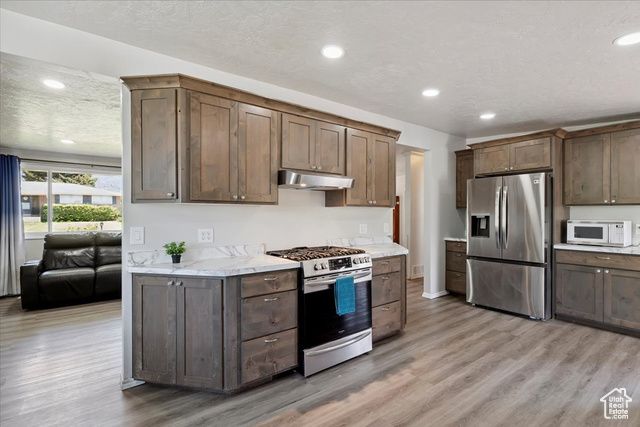 2184 SORRENTO DR, Woods Cross, UT 84087