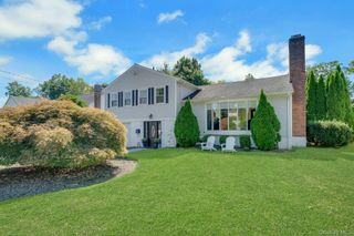 50 Vernon Drive, Scarsdale, NY 10583