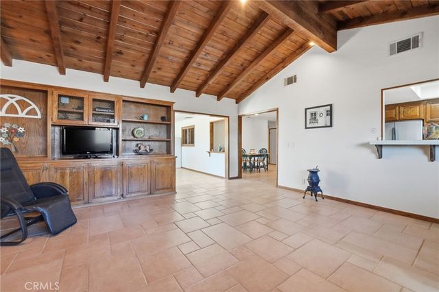 2843 Broken Arrow Street, Norco, CA 92860