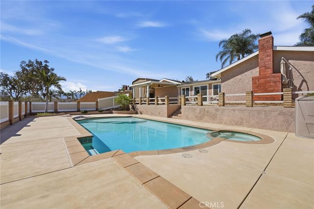 2843 Broken Arrow Street, Norco, CA 92860