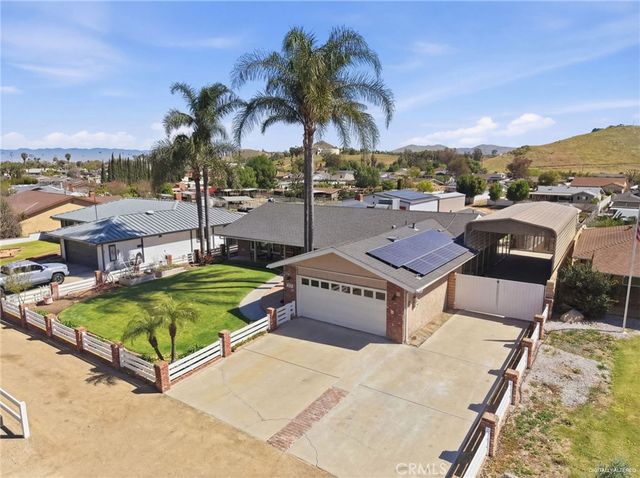 2843 Broken Arrow Street, Norco, CA 92860