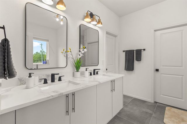 5505 Oakmont Villas Drive, Houston, TX 77091