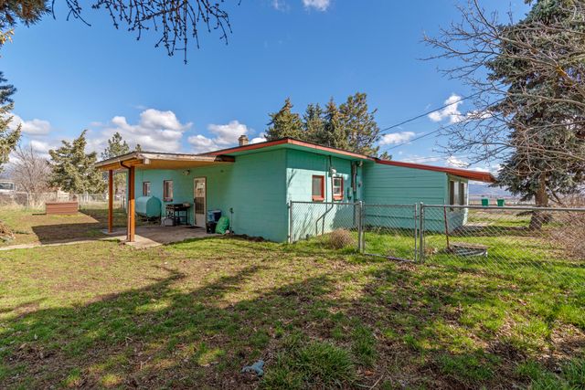 2888 Greensprings Drive, Klamath Falls, OR 97601