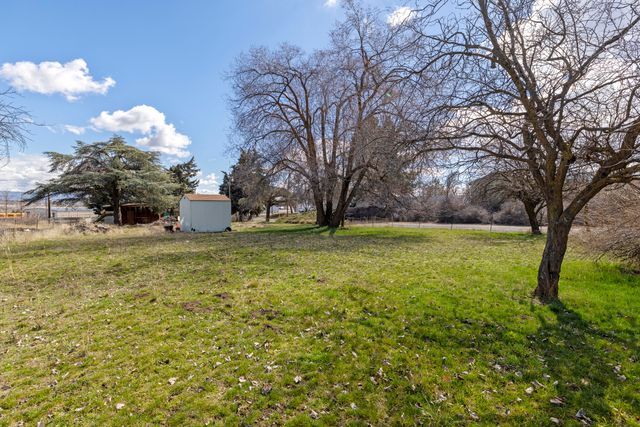 2888 Greensprings Drive, Klamath Falls, OR 97601