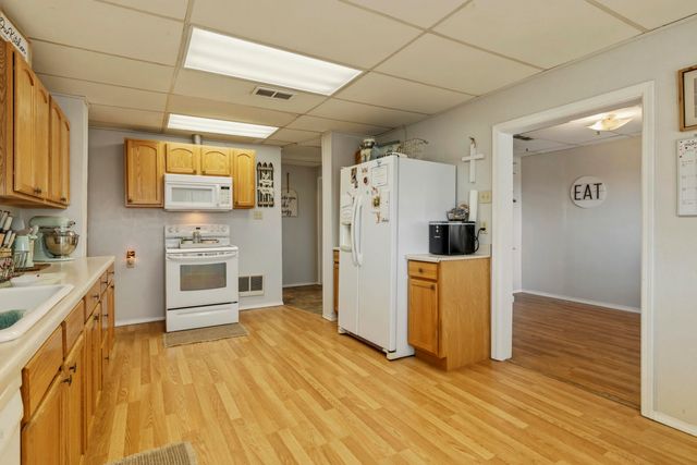 2888 Greensprings Drive, Klamath Falls, OR 97601