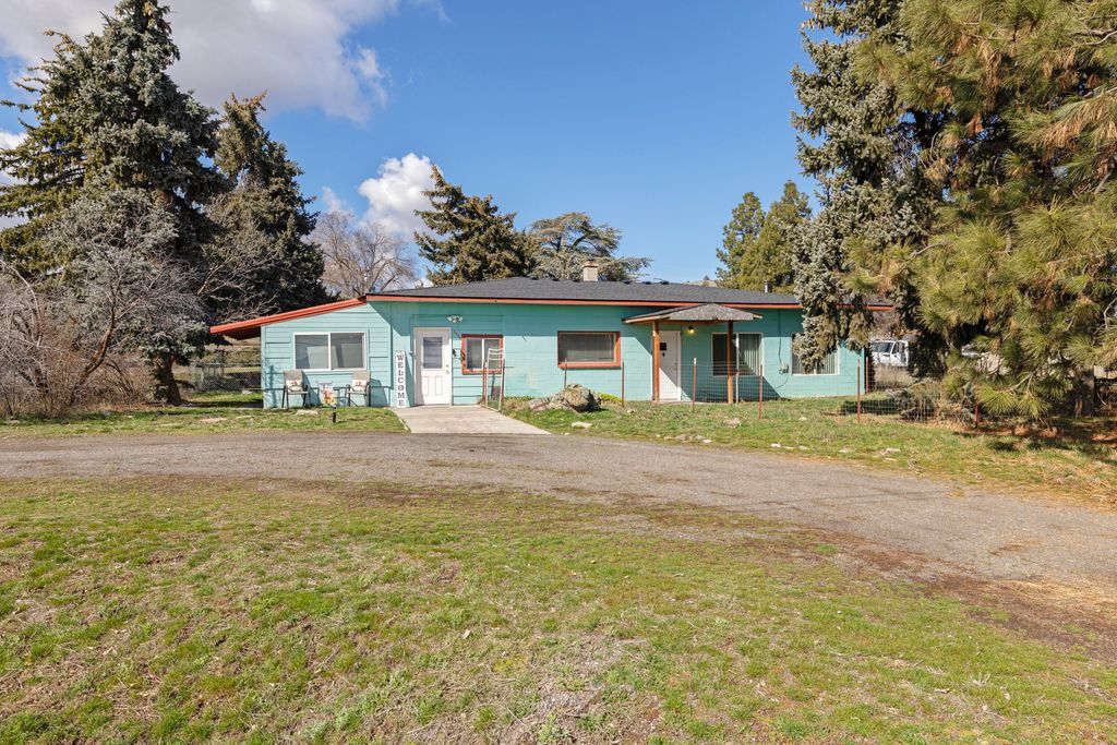 2888 Greensprings Drive, Klamath Falls, OR 97601