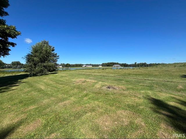 7615 E 1100, Kendallville, IN 46755