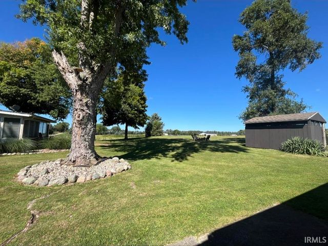 7615 E 1100, Kendallville, IN 46755