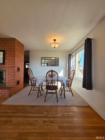 7615 E 1100, Kendallville, IN 46755