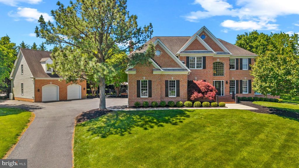 Image 1 of property listing at 102 COUNTRY VIEW CT, Churchville, MD 21028