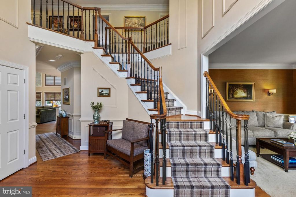 Image 2 of property listing at 102 COUNTRY VIEW CT, Churchville, MD 21028