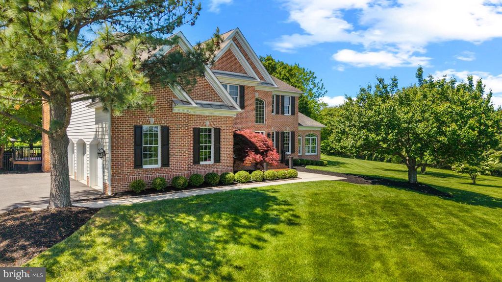 Image 11 of property listing at 102 COUNTRY VIEW CT, Churchville, MD 21028