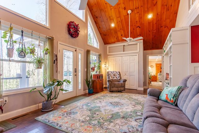 420 Dinkins Creek Road, Murphy, NC 28906