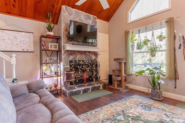 420 Dinkins Creek Road, Murphy, NC 28906