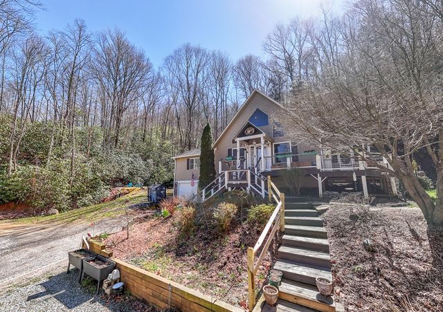 420 Dinkins Creek Road, Murphy, NC 28906