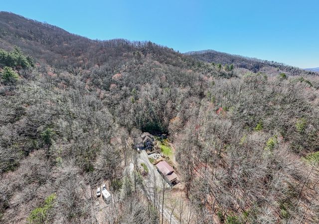 420 Dinkins Creek Road, Murphy, NC 28906