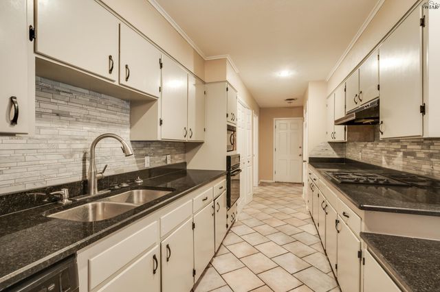 1612 CELIA DRIVE, Wichita Falls, TX 76302