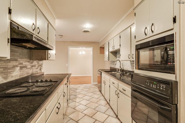 1612 CELIA DRIVE, Wichita Falls, TX 76302