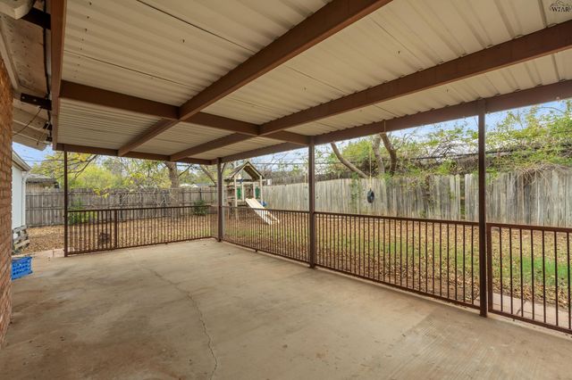 1612 CELIA DRIVE, Wichita Falls, TX 76302