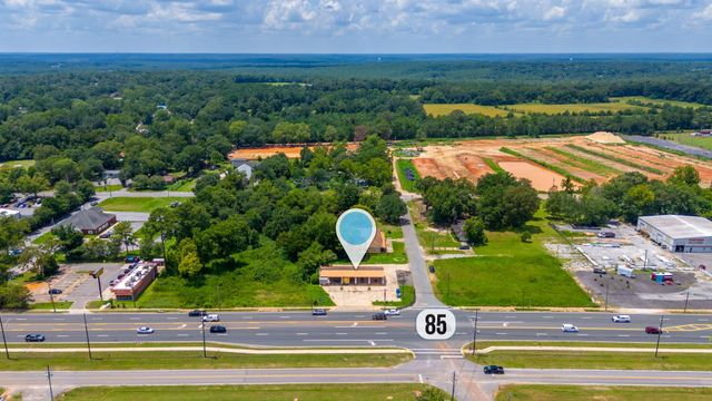 1202 N Ferdon Boulevard, Crestview, FL 32536