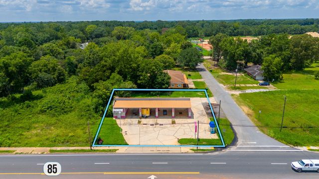 1202 N Ferdon Boulevard, Crestview, FL 32536