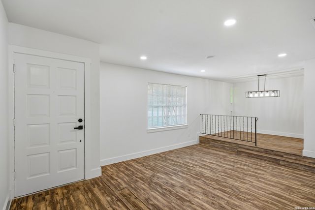 3303 Fallen Leaf, San Antonio, TX 78230