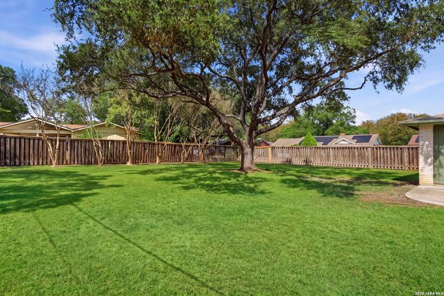 3303 Fallen Leaf, San Antonio, TX 78230