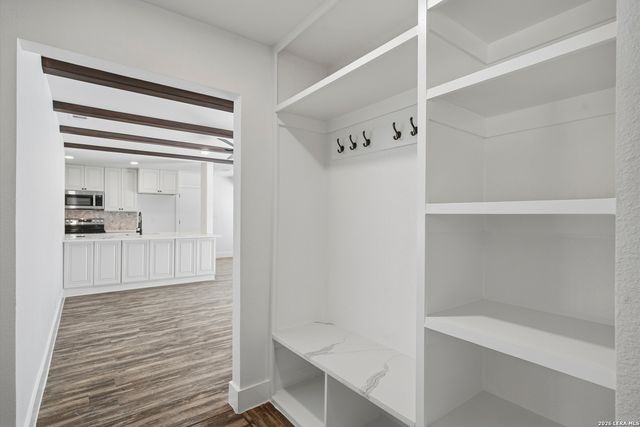 3303 Fallen Leaf, San Antonio, TX 78230