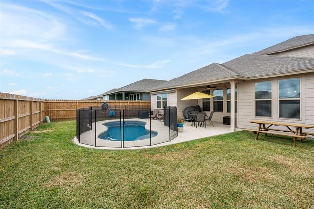 2654 Westeros, Corpus Christi, TX 78415