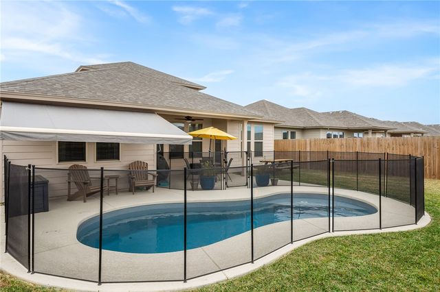 2654 Westeros, Corpus Christi, TX 78415