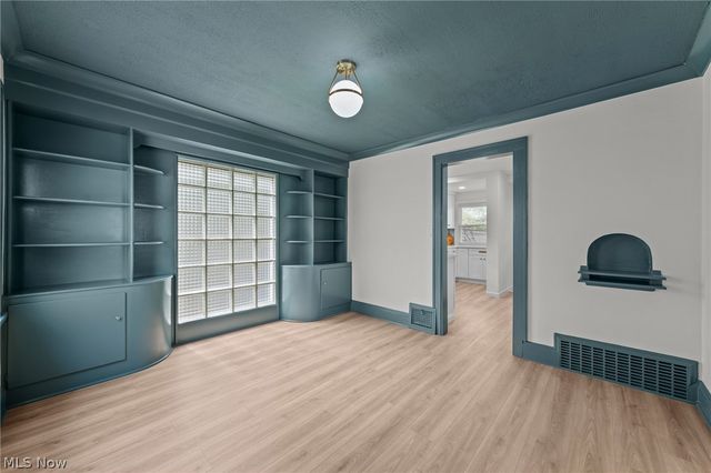 174 E 208th Street, Euclid, OH 44123