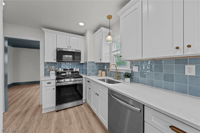 174 E 208th Street, Euclid, OH 44123