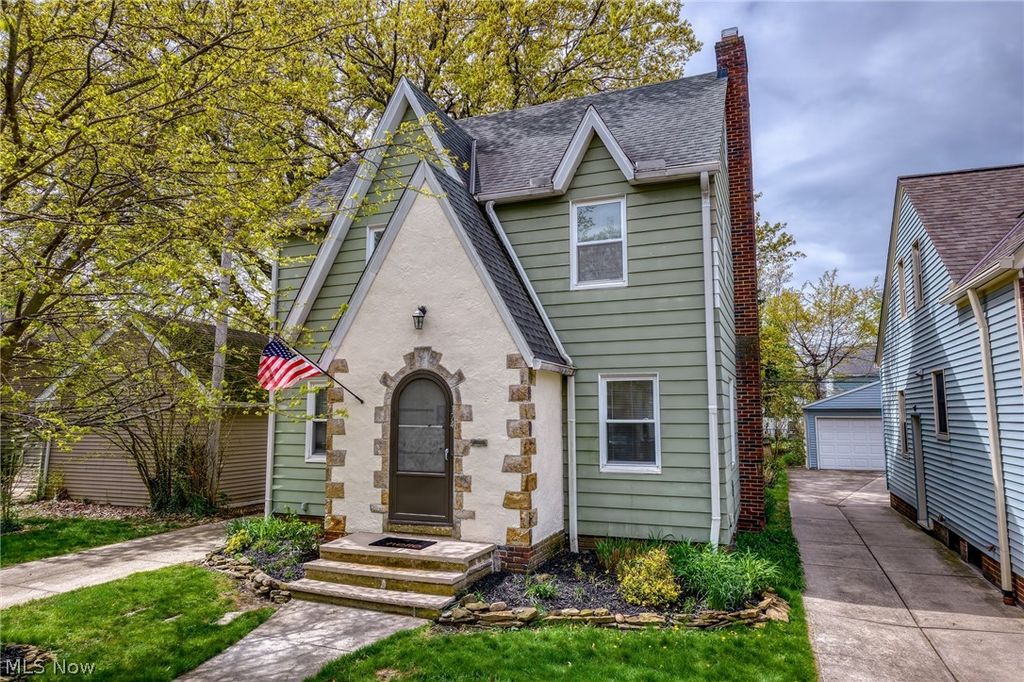 174 E 208th Street, Euclid, OH 44123