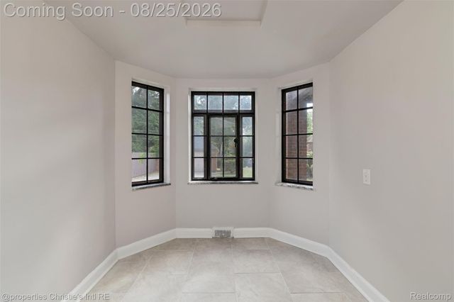 18944 Warrington Drive, Detroit, MI 48221