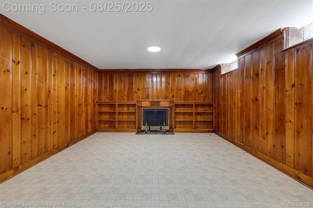 18944 Warrington Drive, Detroit, MI 48221