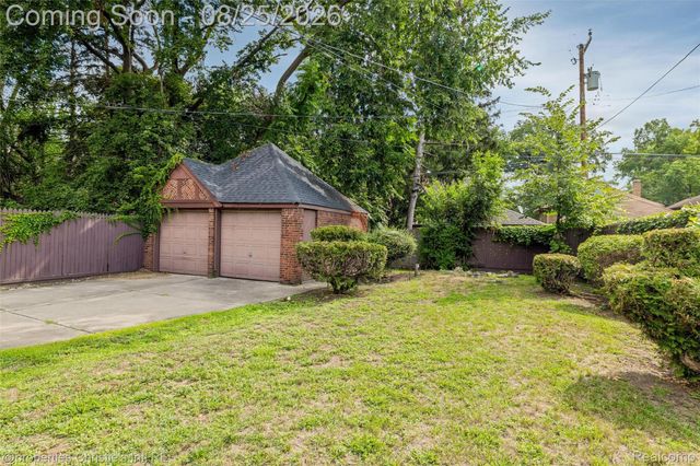 18944 Warrington Drive, Detroit, MI 48221