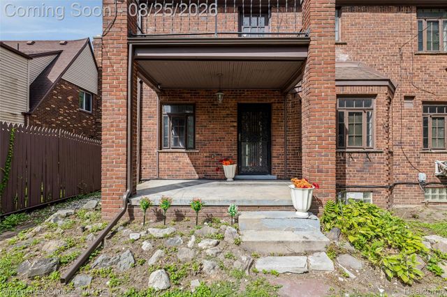 18944 Warrington Drive, Detroit, MI 48221