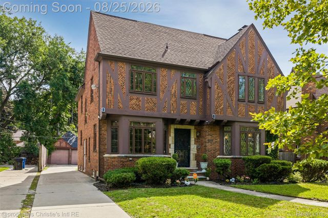 18944 Warrington Drive, Detroit, MI 48221