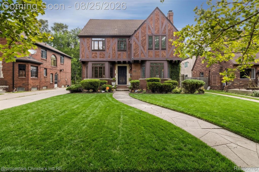 18944 Warrington Drive, Detroit, MI 48221